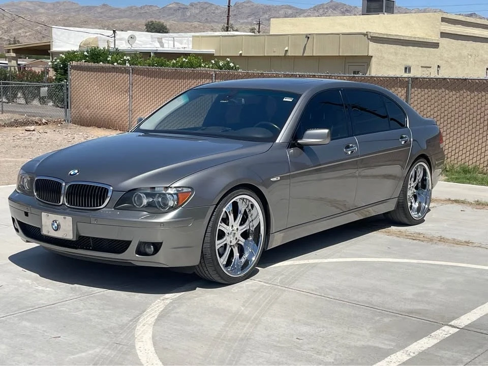 2006 BMW E65/E66 750i & 760i Sedan - Image 2 of 10