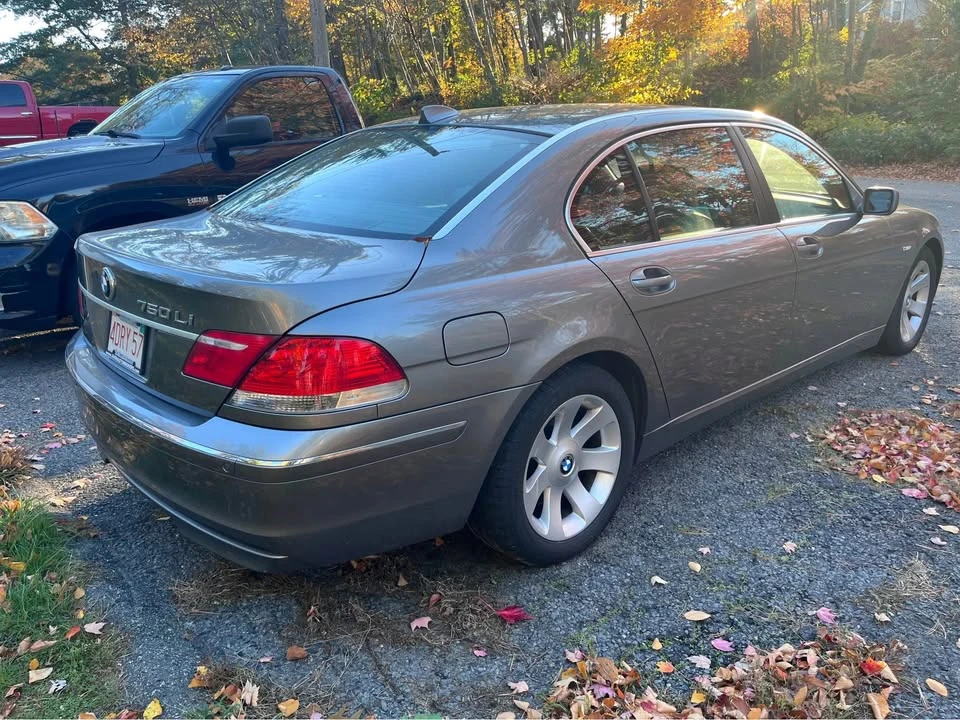 2006 BMW E65/E66 750i & 760i Sedan - Image 3 of 4