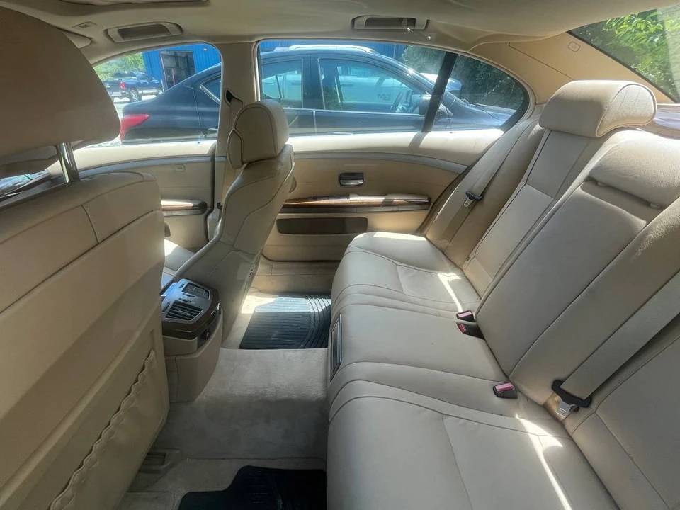 2006 BMW E65/E66 750i & 760i Sedan - Image 7 of 10