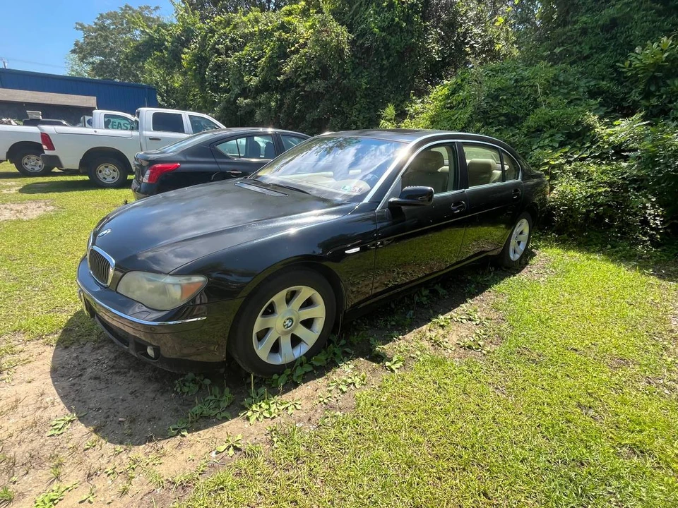 2006 BMW E65/E66 750i & 760i Sedan - Image 10 of 10
