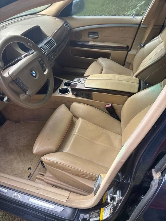 2006 BMW E65/E66 750i & 760i Sedan - Image 2 of 4