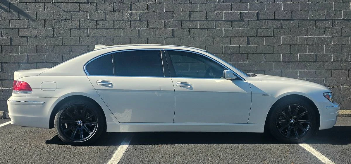 2006 BMW E65/E66 750i & 760i Sedan - Image 2 of 17