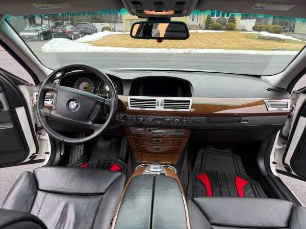 2006 BMW E65/E66 750i & 760i Sedan - Image 8 of 10