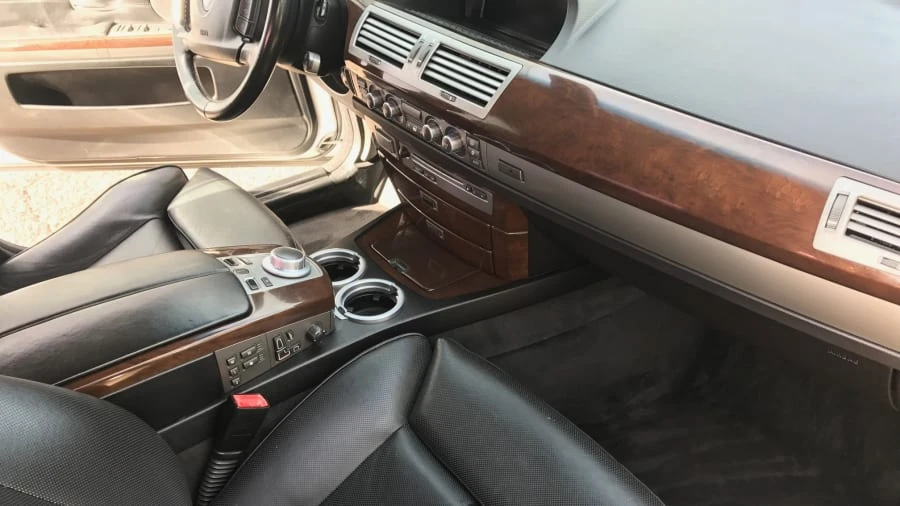 2006 BMW E65/E66 750i & 760i Sedan - Image 4 of 8
