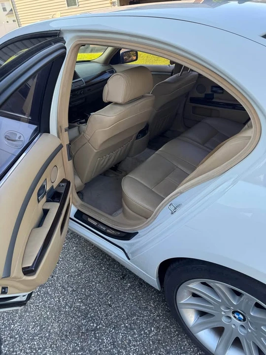 2006 BMW E65/E66 750i & 760i Sedan - Image 6 of 8