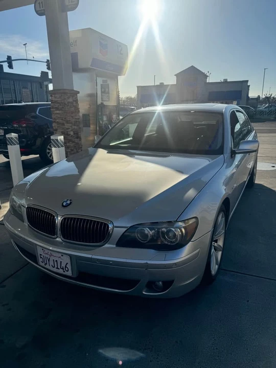 2006 BMW E65/E66 750i & 760i Sedan - Image 4 of 4