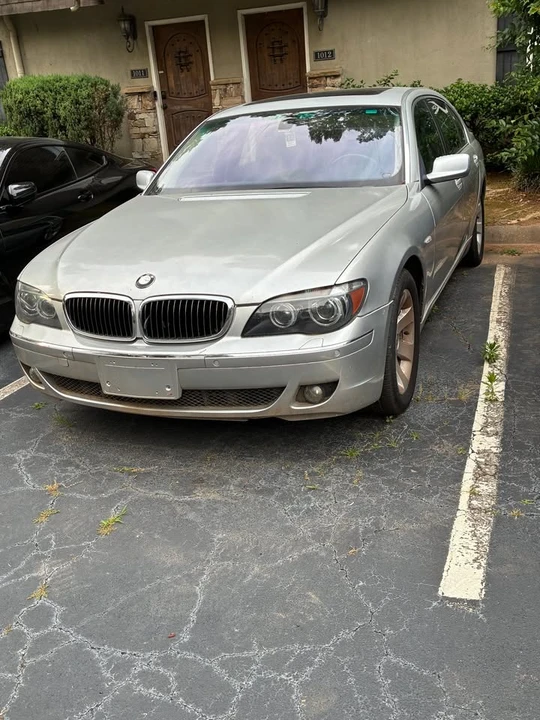 2006 BMW E65/E66 750i & 760i Sedan - Image 2 of 5