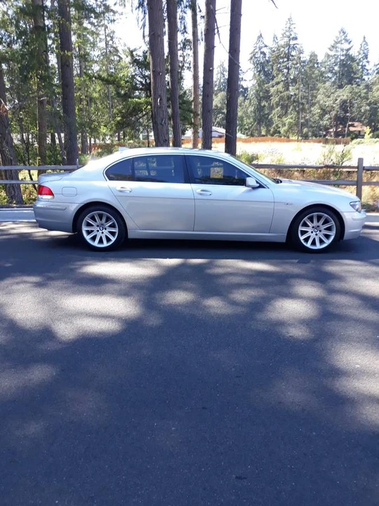 2006 BMW E65/E66 750i & 760i Sedan - Image 10 of 24