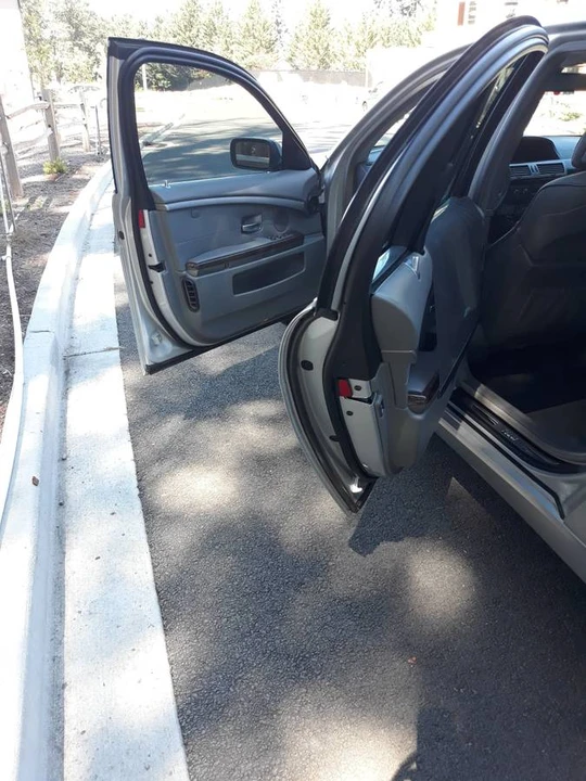 2006 BMW E65/E66 750i & 760i Sedan - Image 20 of 24