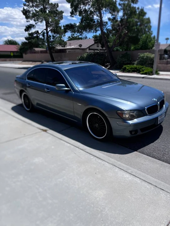 2006 BMW E65/E66 750i & 760i Sedan - Image 4 of 6