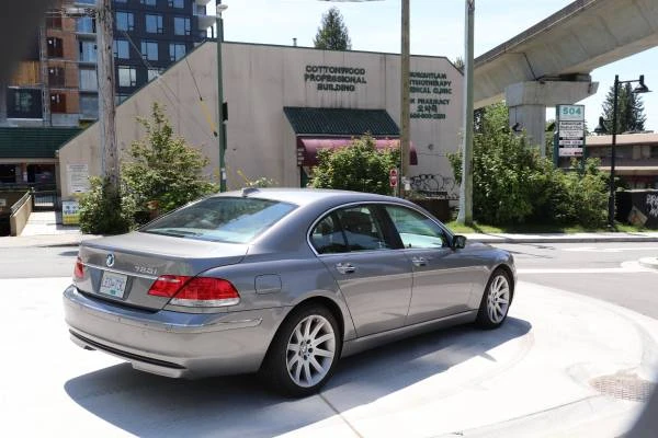 2006 BMW E65/E66 750i & 760i Sedan - Image 3 of 18