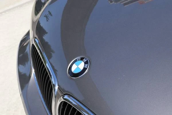 2006 BMW E65/E66 750i & 760i Sedan - Image 4 of 18