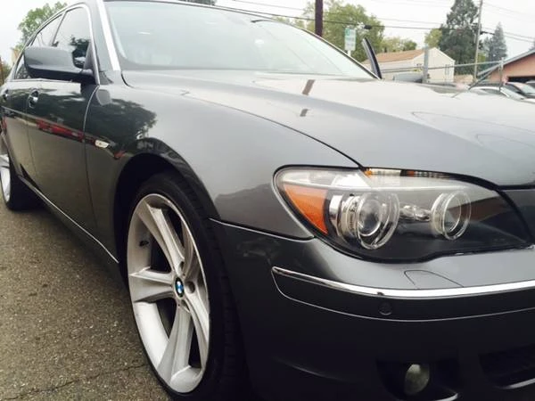 2006 BMW E65/E66 750i & 760i Sedan - Image 11 of 12