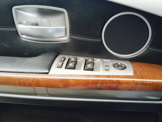 2006 BMW E65/E66 750i & 760i Sedan - Image 13 of 16