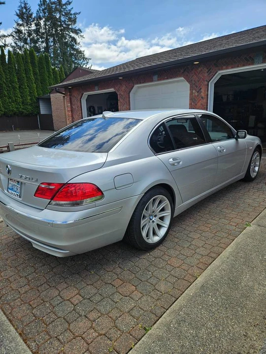 2006 BMW E65/E66 750i & 760i Sedan - Image 4 of 6