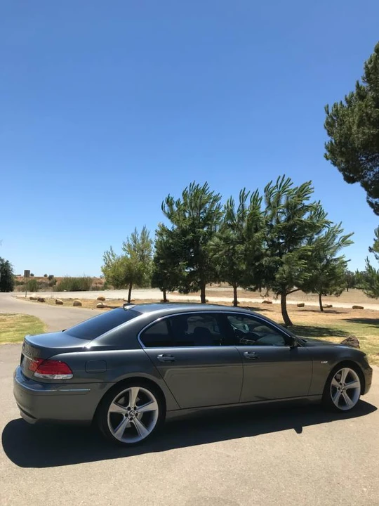 2006 BMW E65/E66 750i & 760i Sedan - Image 5 of 16