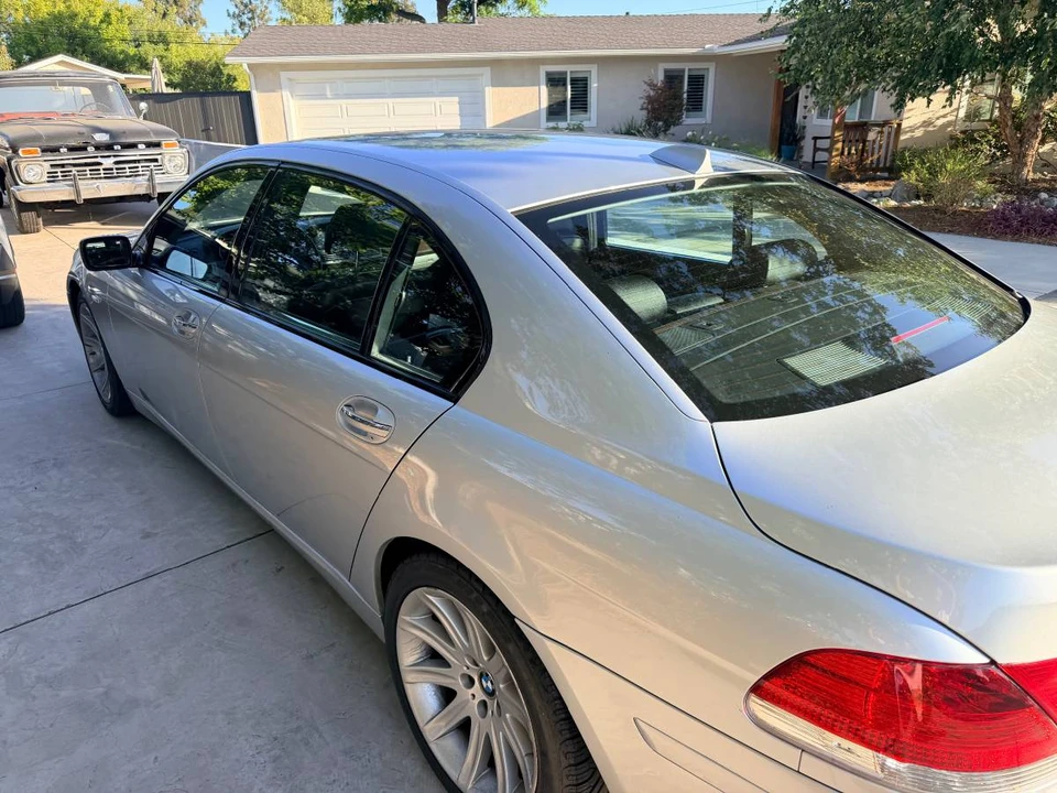 2006 BMW E65/E66 750i & 760i Sedan - Image 3 of 11