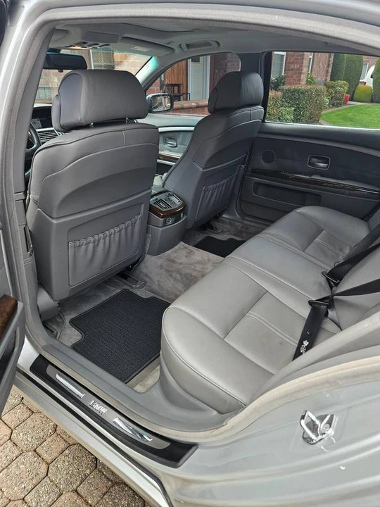2006 BMW E65/E66 750i & 760i Sedan - Image 2 of 6