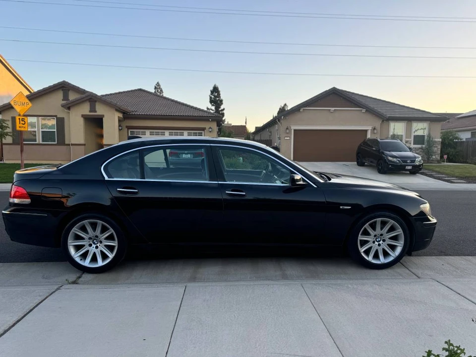 2006 BMW E65/E66 750i & 760i Sedan - Image 5 of 15