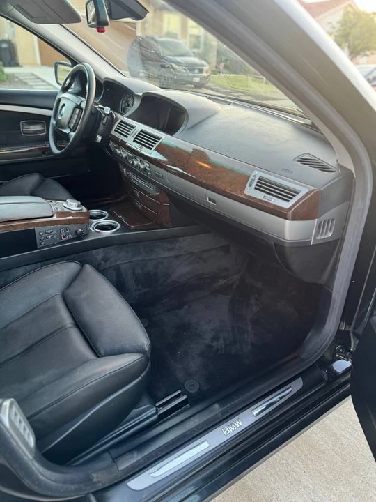2006 BMW E65/E66 750i & 760i Sedan - Image 8 of 15