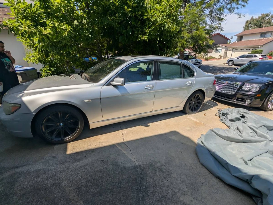 2006 BMW E65/E66 750i & 760i Sedan - Image 3 of 6