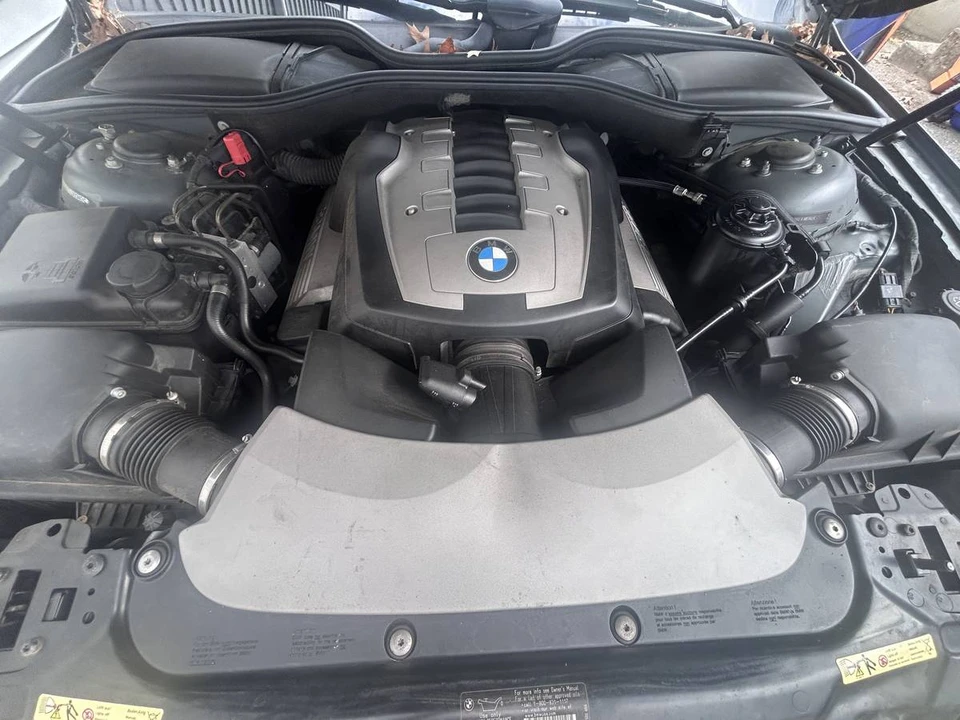 2006 BMW E65/E66 750i & 760i Sedan - Image 4 of 23