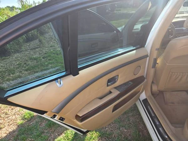 2006 BMW E65/E66 750i & 760i Sedan - Image 7 of 15