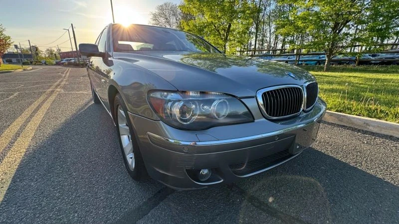 2006 BMW E65/E66 750i & 760i Sedan - Image 8 of 12