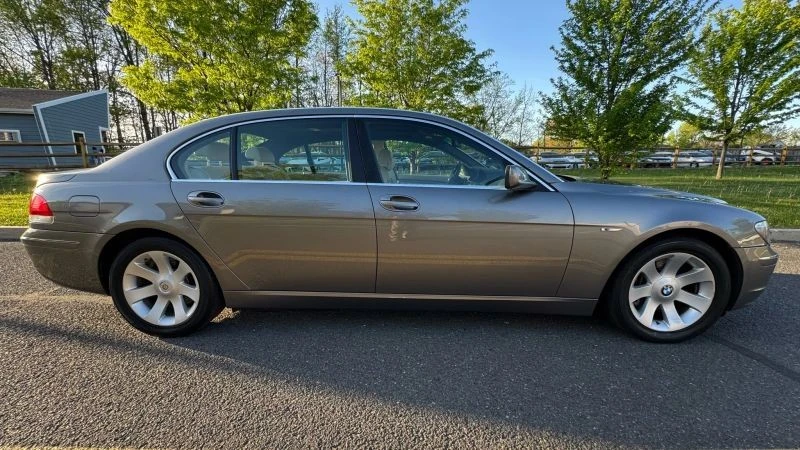 2006 BMW E65/E66 750i & 760i Sedan - Image 7 of 12