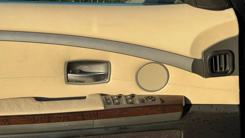 2006 BMW E65/E66 750i & 760i Sedan - Image 10 of 12