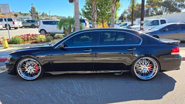 2006 BMW E65/E66 750i & 760i Sedan - Image 2 of 14