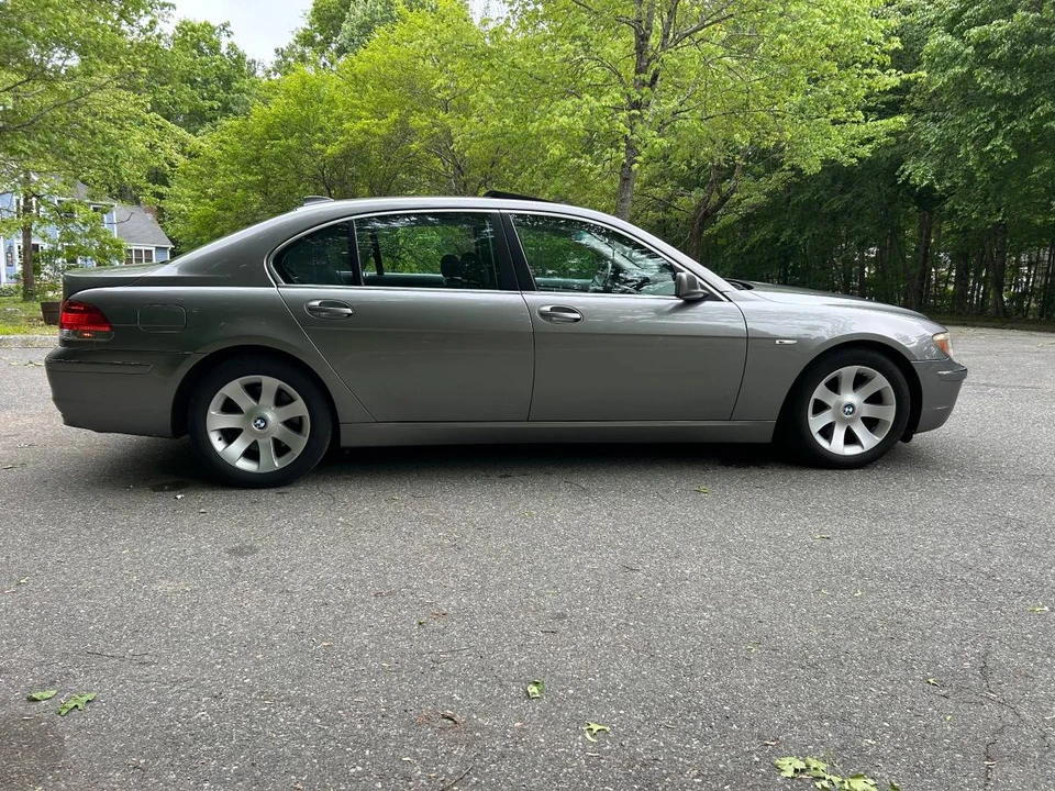 2006 BMW E65/E66 750i & 760i Sedan - Image 5 of 16