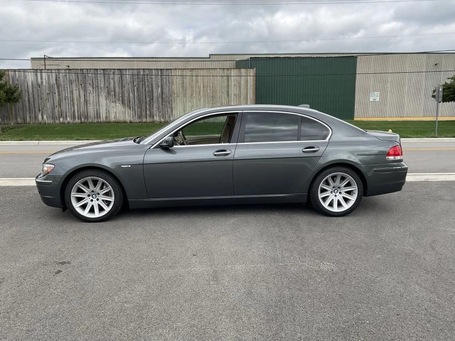 2006 BMW E65/E66 750i & 760i Sedan - Image 2 of 11