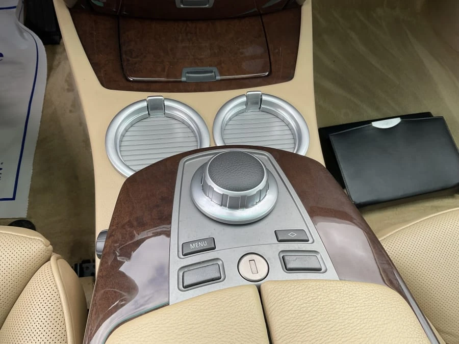 2006 BMW E65/E66 750i & 760i Sedan - Image 8 of 11