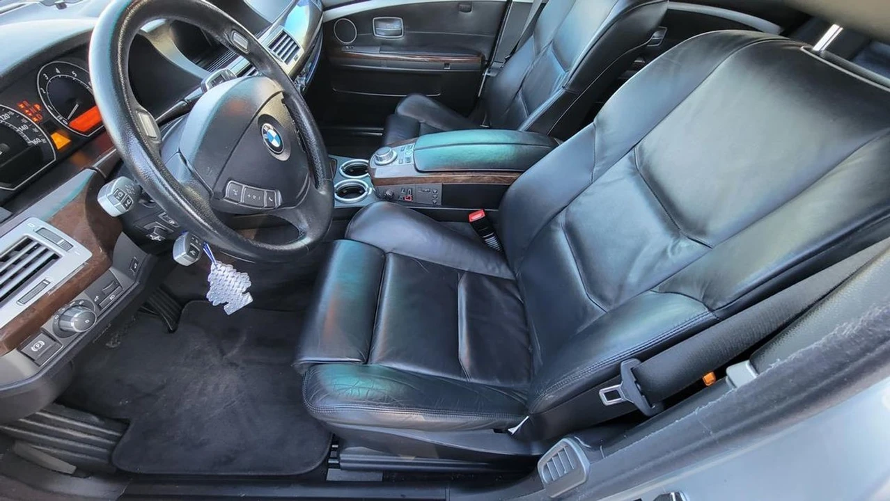 2006 BMW E65/E66 750i & 760i Sedan - Image 13 of 21