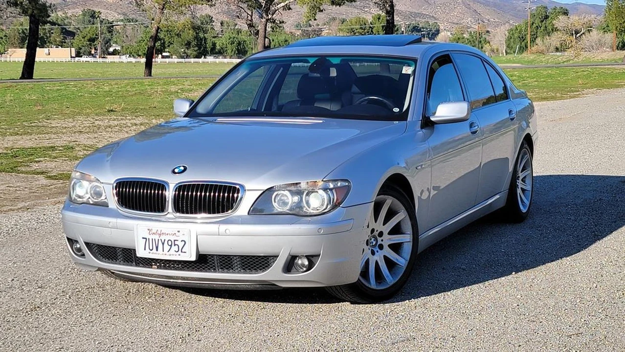 2006 BMW E65/E66 750i & 760i Sedan - Image 5 of 12