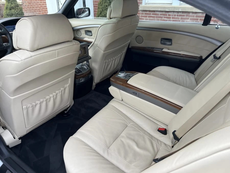 2006 BMW E65/E66 750i & 760i Sedan - Image 7 of 10