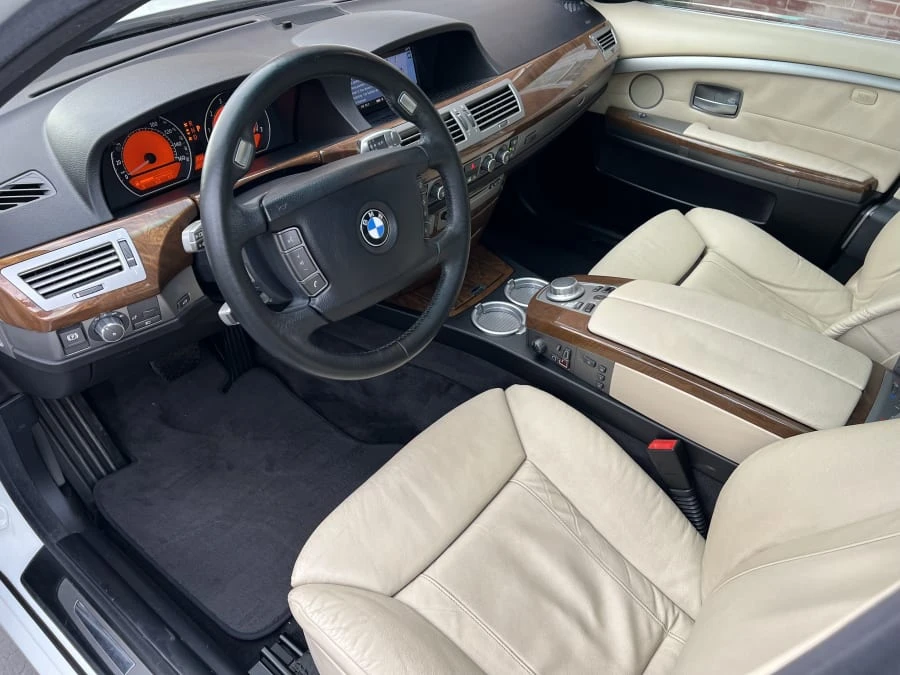 2006 BMW E65/E66 750i & 760i Sedan - Image 4 of 10