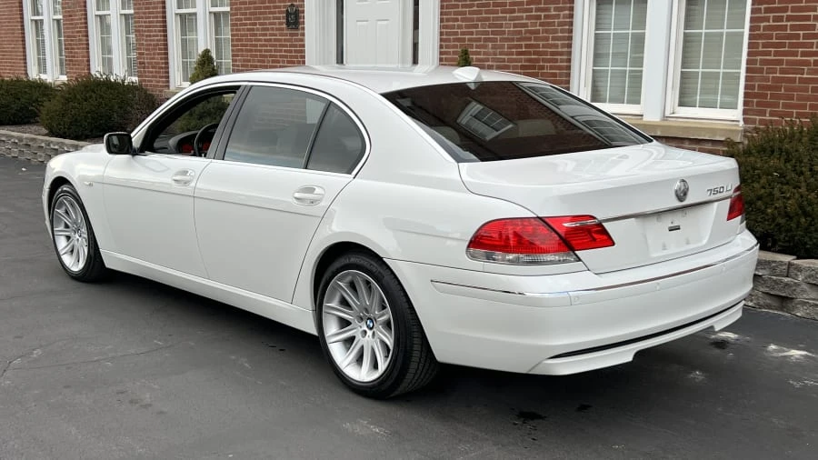 2006 BMW E65/E66 750i & 760i Sedan - Image 3 of 10