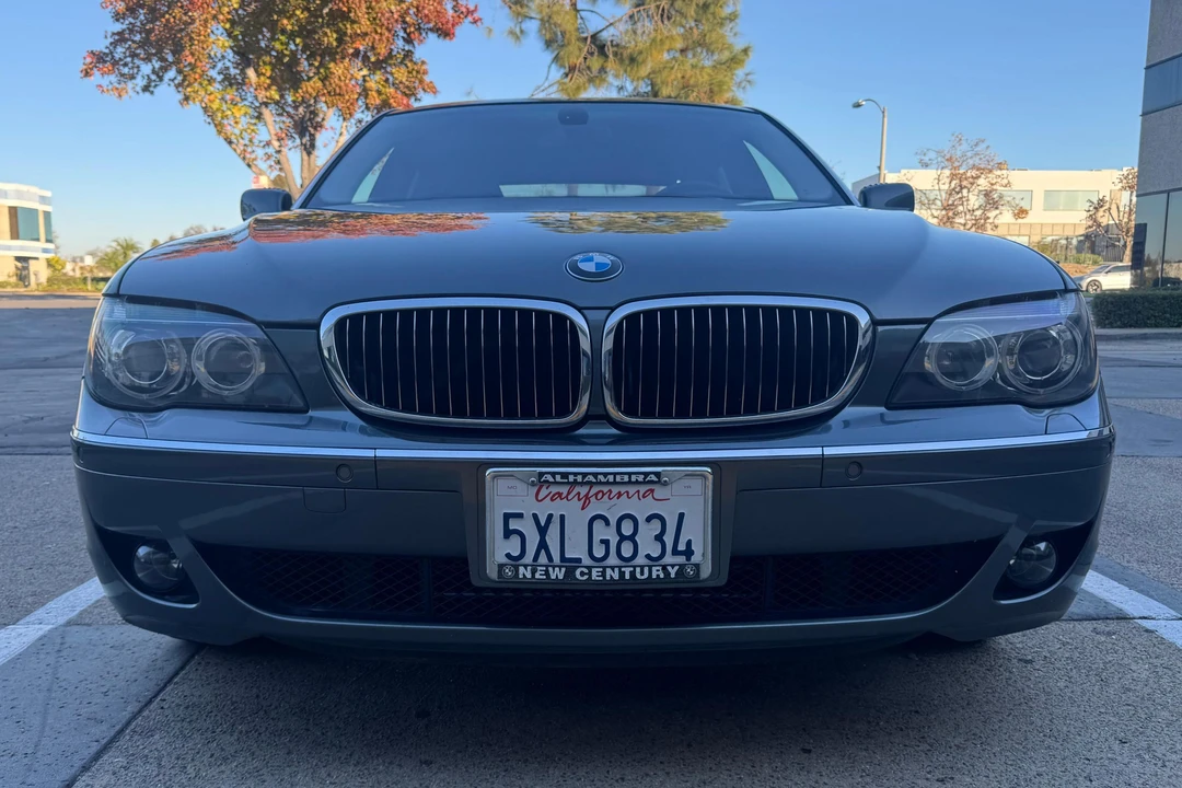 2006 BMW E65/E66 750i & 760i Sedan - Image 2 of 31