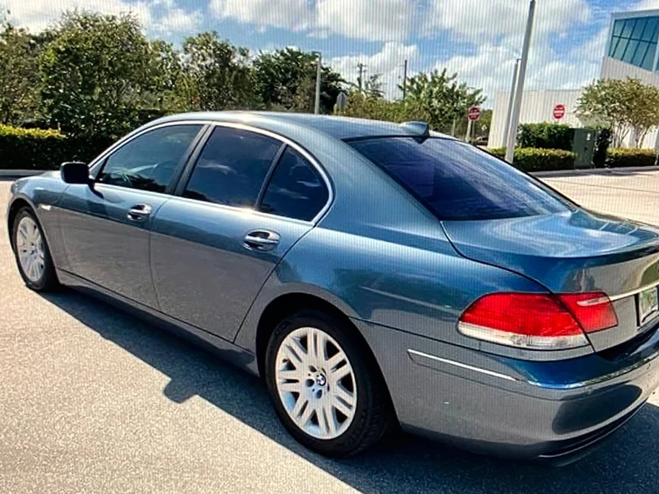 2006 BMW E65/E66 750i & 760i Sedan - Image 6 of 16