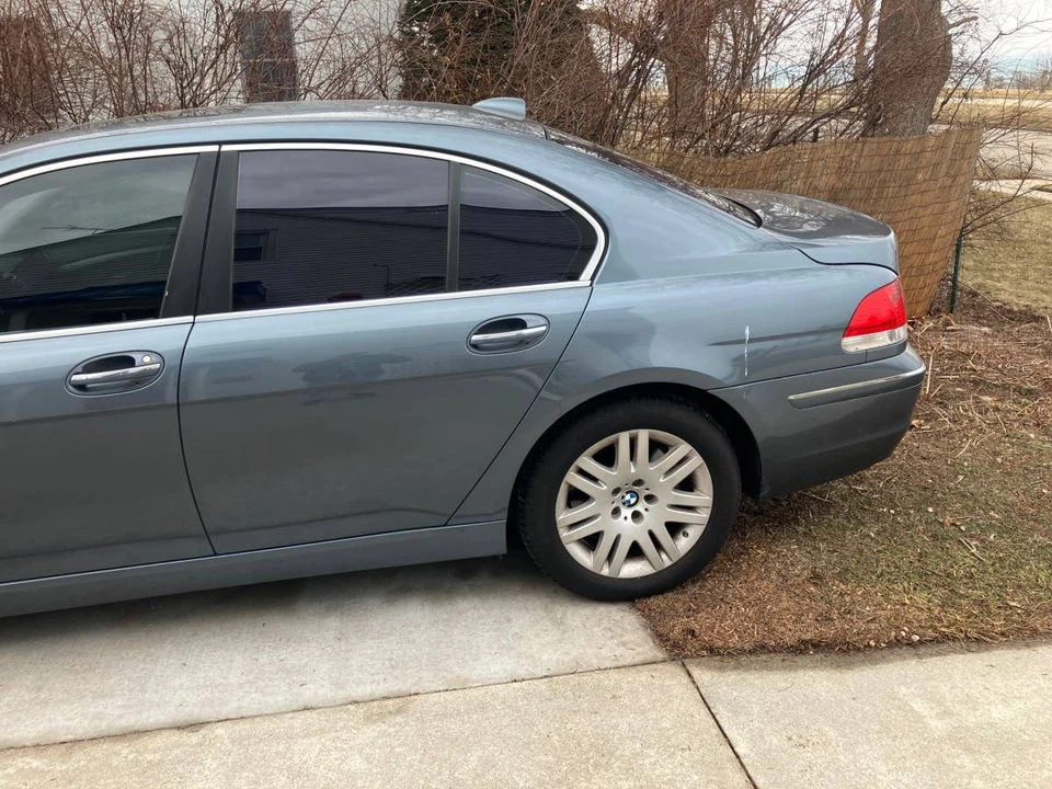 2006 BMW E65/E66 750i & 760i Sedan - Image 2 of 16