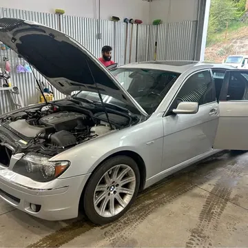 2006 BMW 750i