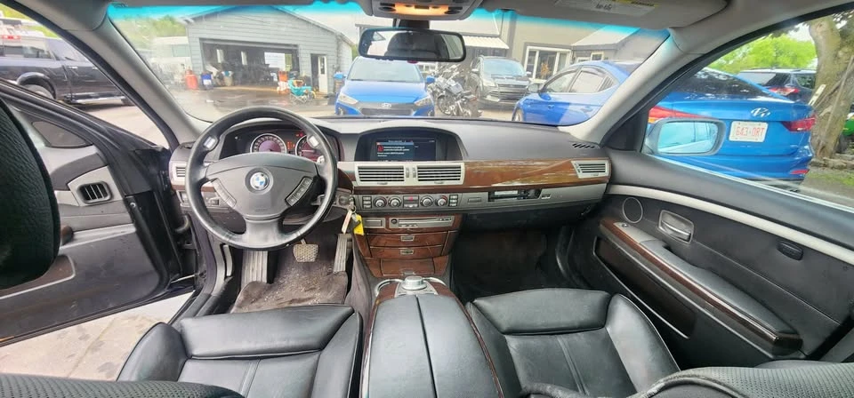 2006 BMW E65/E66 750i & 760i Sedan - Image 15 of 18