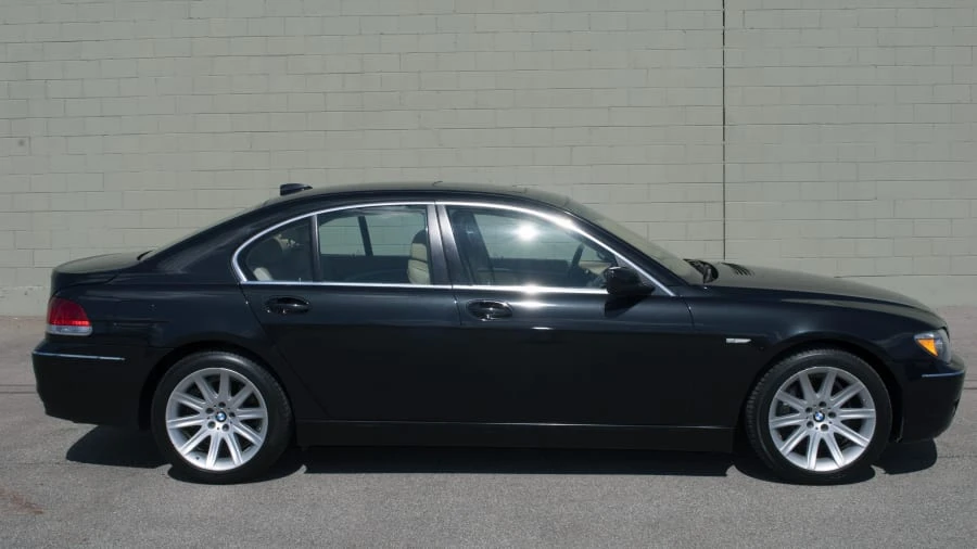 2006 BMW E65/E66 750i & 760i Sedan - Image 4 of 12