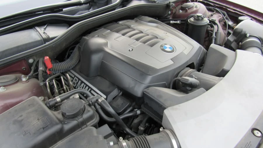 2006 BMW E65/E66 750i & 760i Sedan - Image 8 of 8