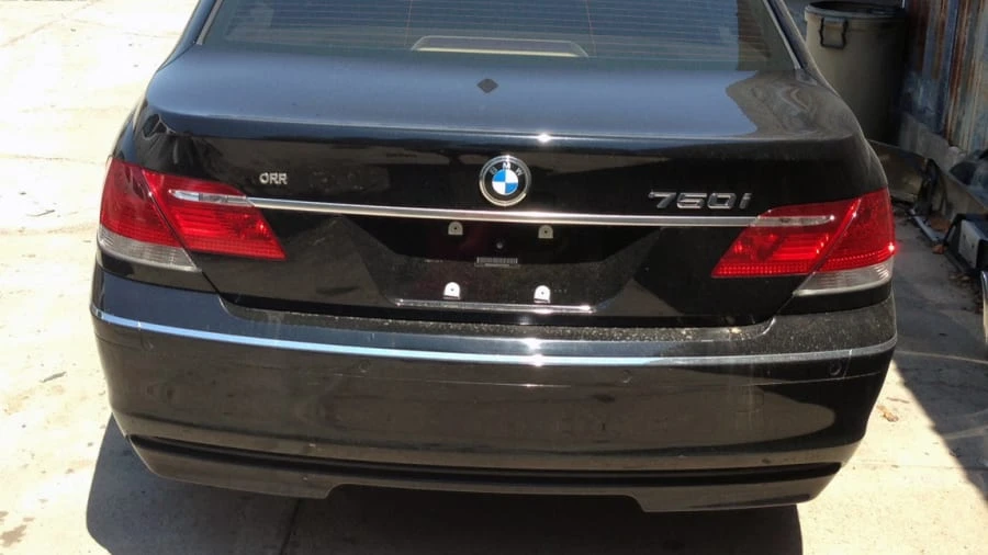 2006 BMW E65/E66 750i & 760i Sedan - Image 2 of 5