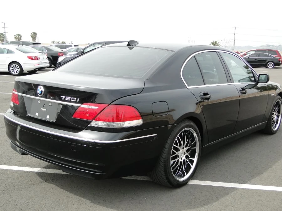 2006 BMW E65/E66 750i & 760i Sedan - Image 3 of 5