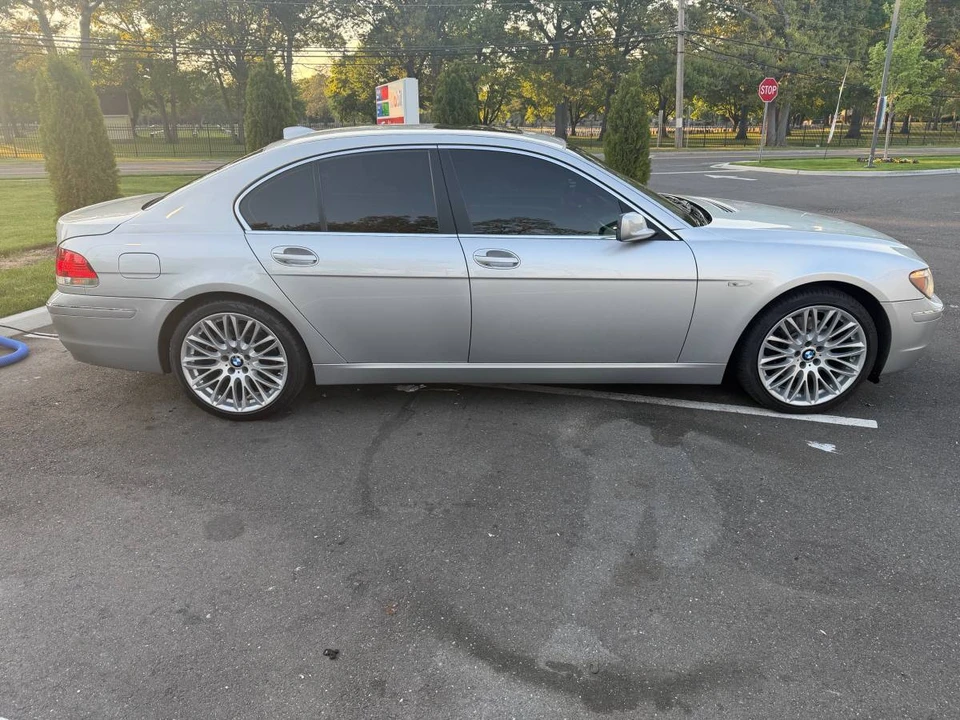 2006 BMW E65/E66 750i & 760i Sedan - Image 5 of 13