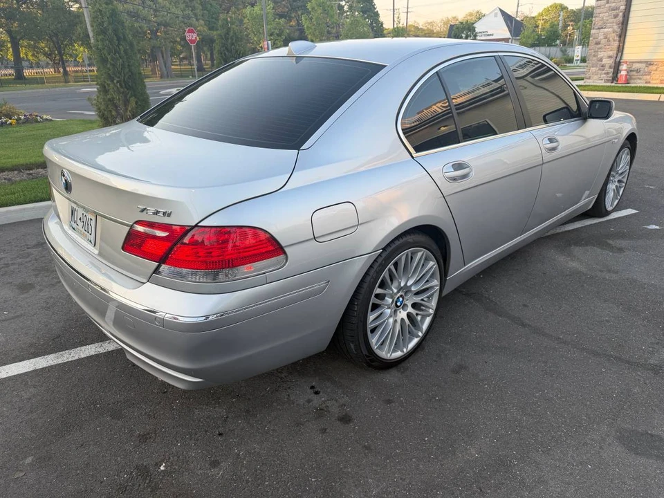 2006 BMW E65/E66 750i & 760i Sedan - Image 3 of 13